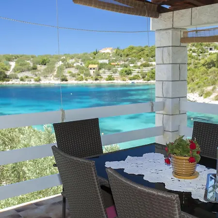 Semesterbostad Nataly By Interhome